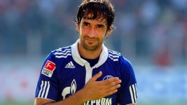 Schalke-Raul_31700018.jpg