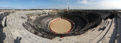 800px-Arena_Nimes_01.jpg 800px-Arena_Nimes_01.jpg