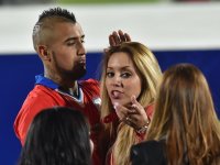 1113195372-arturo_vidal_maria_teresa_matus_afp_20150717-115527-Ota7.jpg