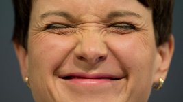petry.jpeg petry.jpeg