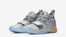 playstation-nike-sneaker-quelle-py-rates_6047175.jpg